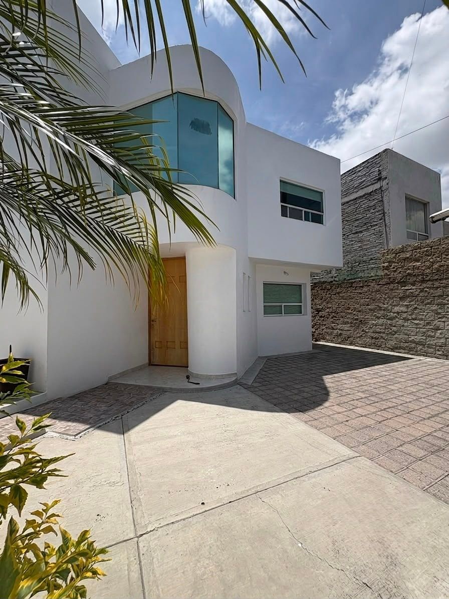 🏡✨ RESIDÊNCIA PARA ALUGUEL EM PUNTA JURIQUILLA! ✨🏡, foto 1 de 31