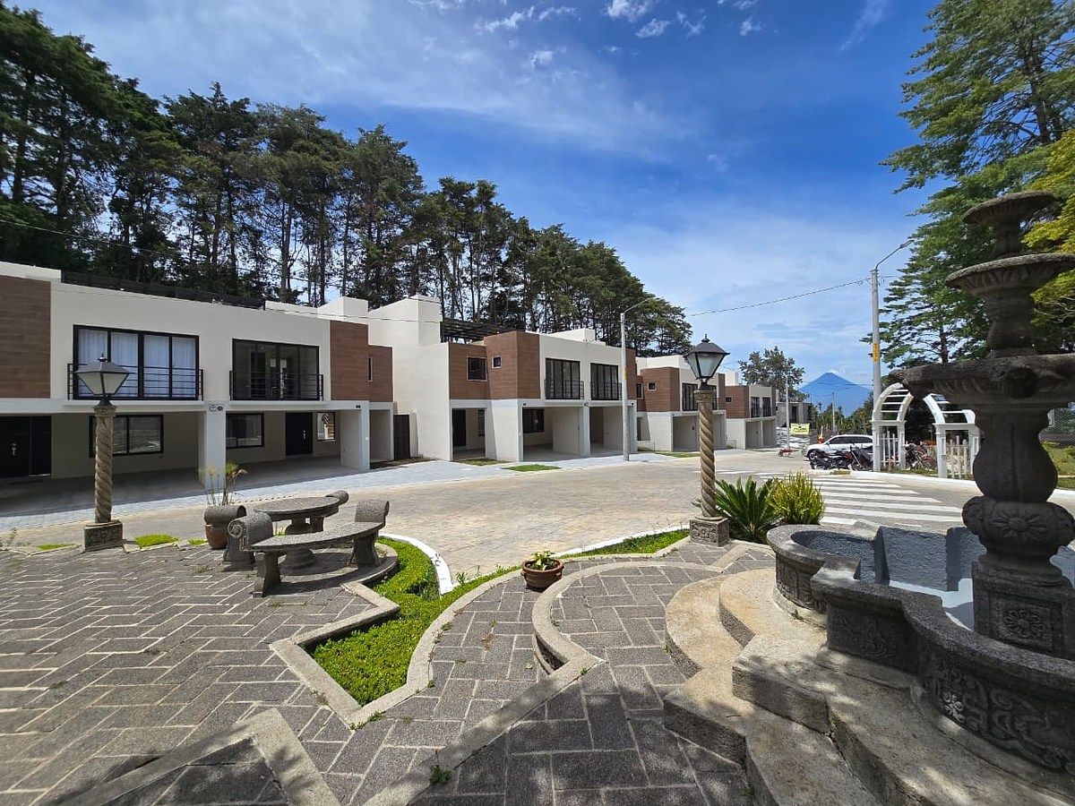 Hermosa Casa en Renta para Estrenar - Image 1