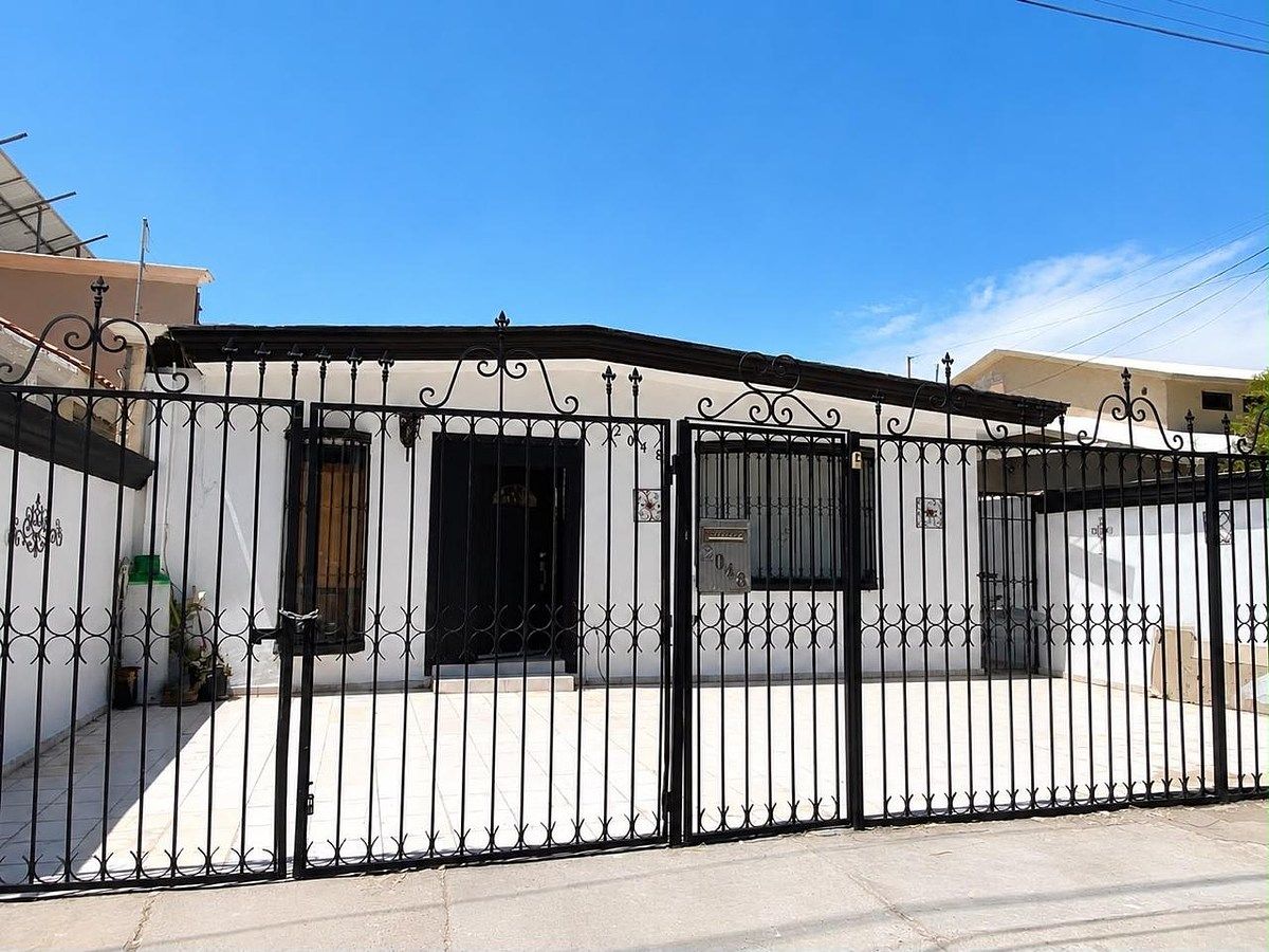 Casa à venda em Villafontana, foto 1 de 12