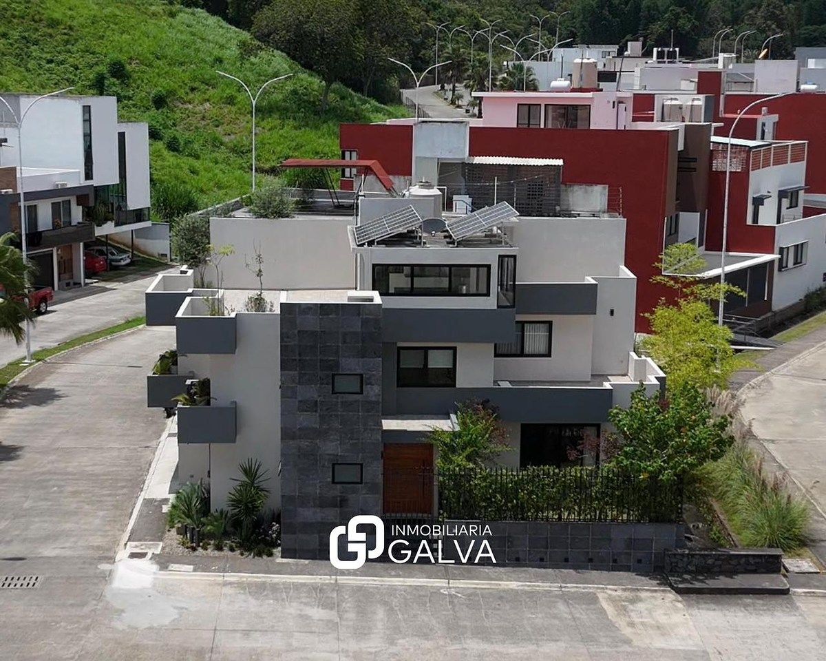 Beautiful House for Sale on the Corner 🏡🤩✅️, photo 1 of 22
