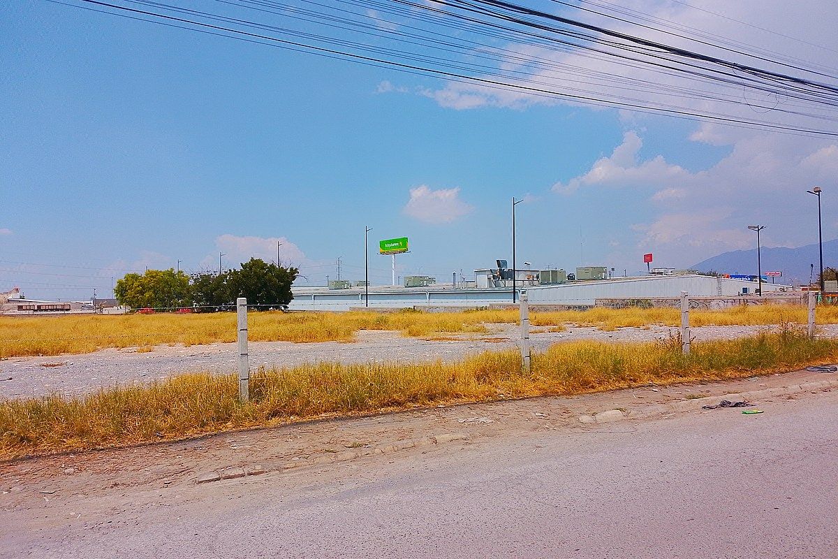 Terreno habitacional/comercial en VENTA en Mirasierra 1er Sector