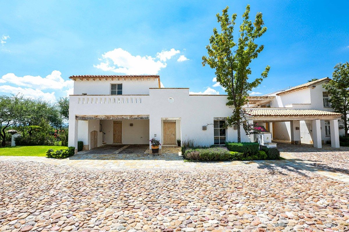 House for Sale in Otomí