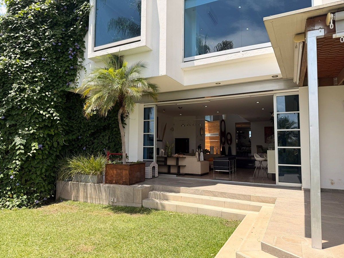 CASA À VENDA VALLE REAL, foto 1 de 31