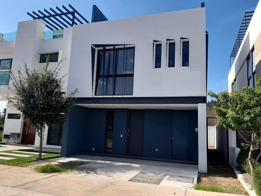 Casa en venta en Parques Vallarta Zapopan dentro de coto, foto 1 de 51