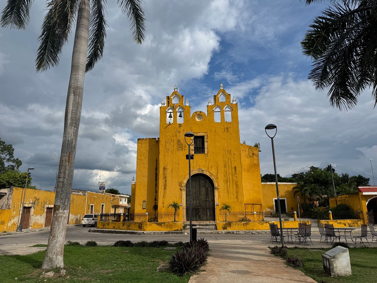 Building in Izamal, Izamal, photo 26 of 27