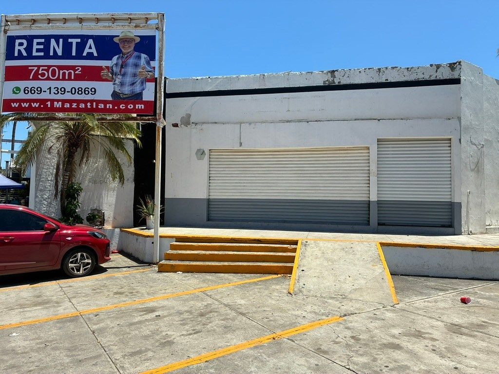 Local comercial en Zona Dorada, Mazatlán, foto 2 de 11