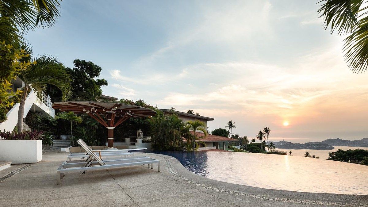 Casa em Club Residencial las Brisas, Acapulco de Juárez, foto 2 de 15