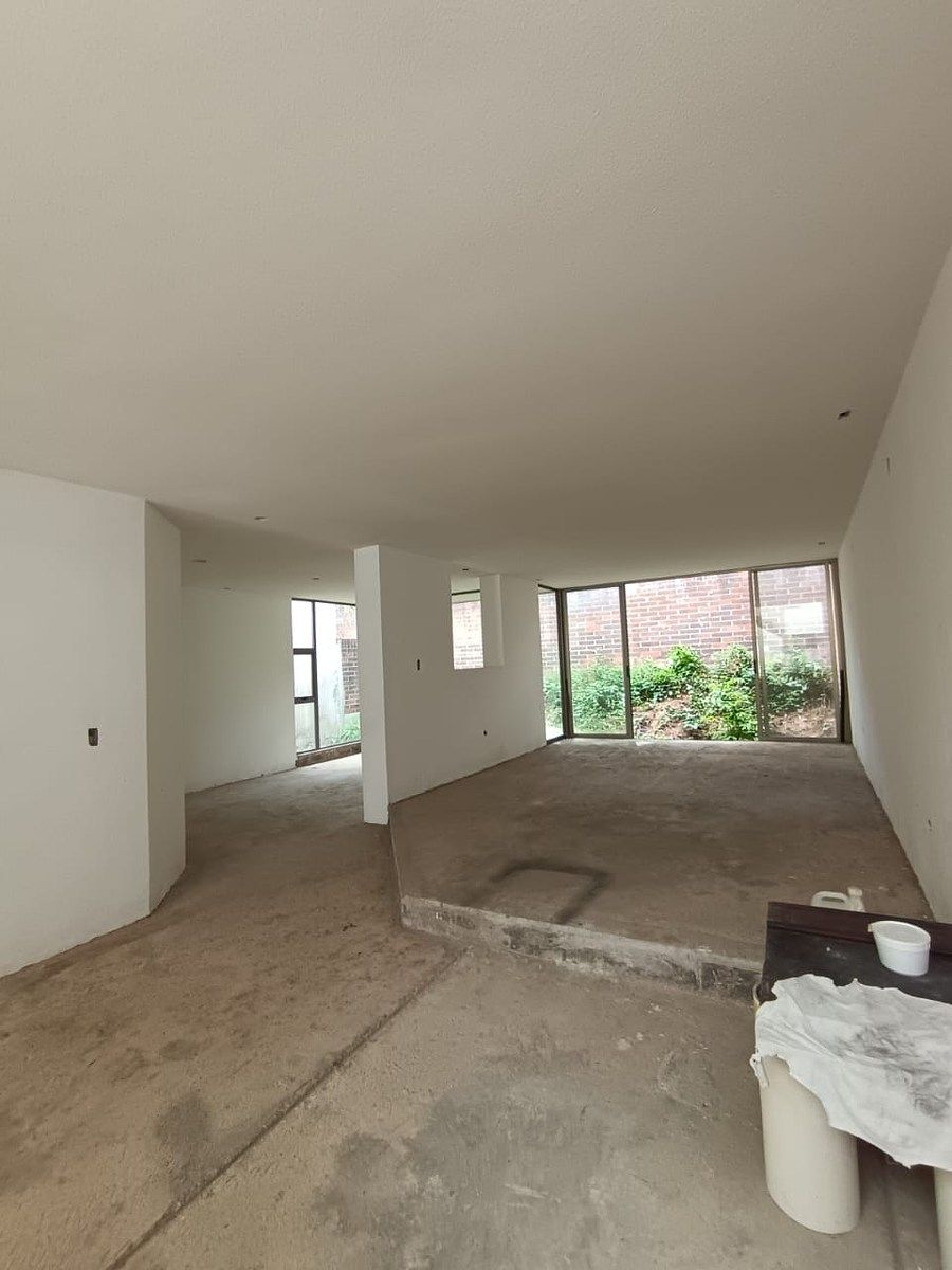 Casa en VENTA en Kanajuyú, Zona 16 - Image 3