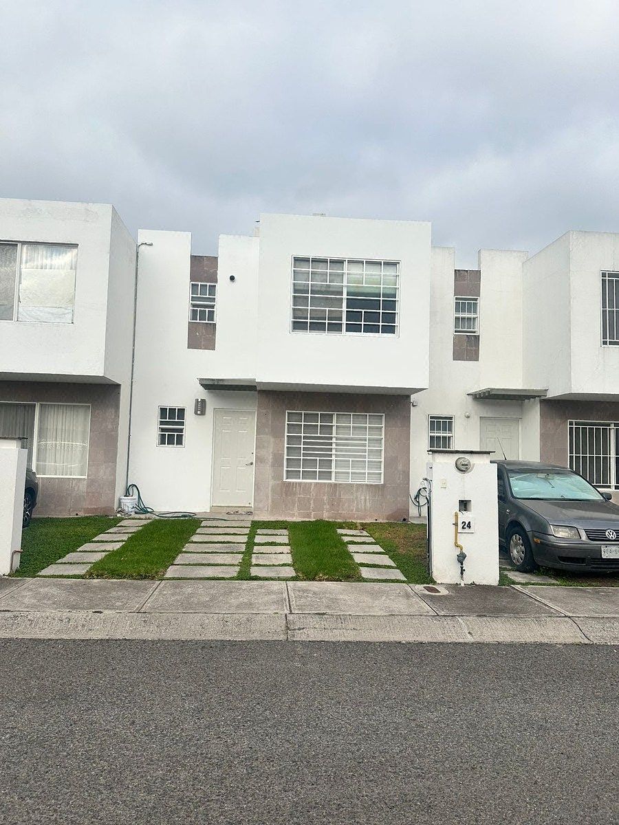 Paseos del Bosque, casa en venta, foto 1 de 12