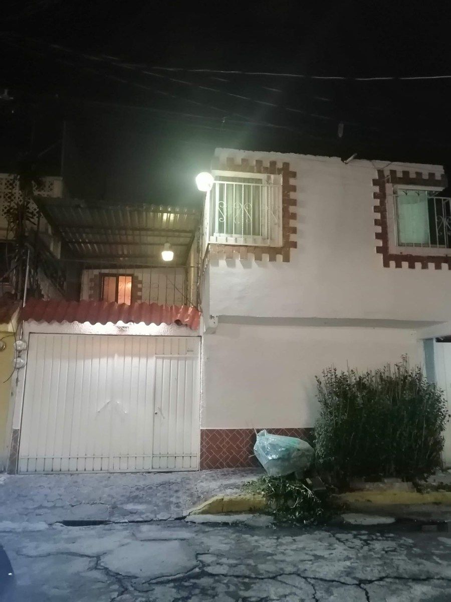 Valle de Aragón Casa ideal para familia grande, 4 recámaras 2 baños,, foto 1 de 21