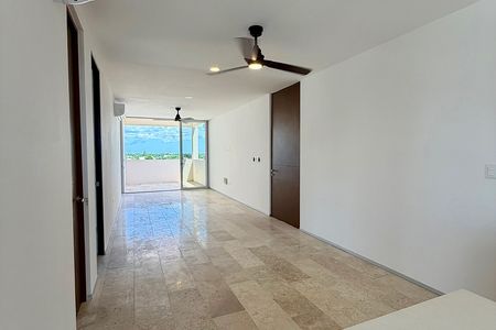 Cobertura para alugar com painéis solares em Época | Montes de Amé, Mérida