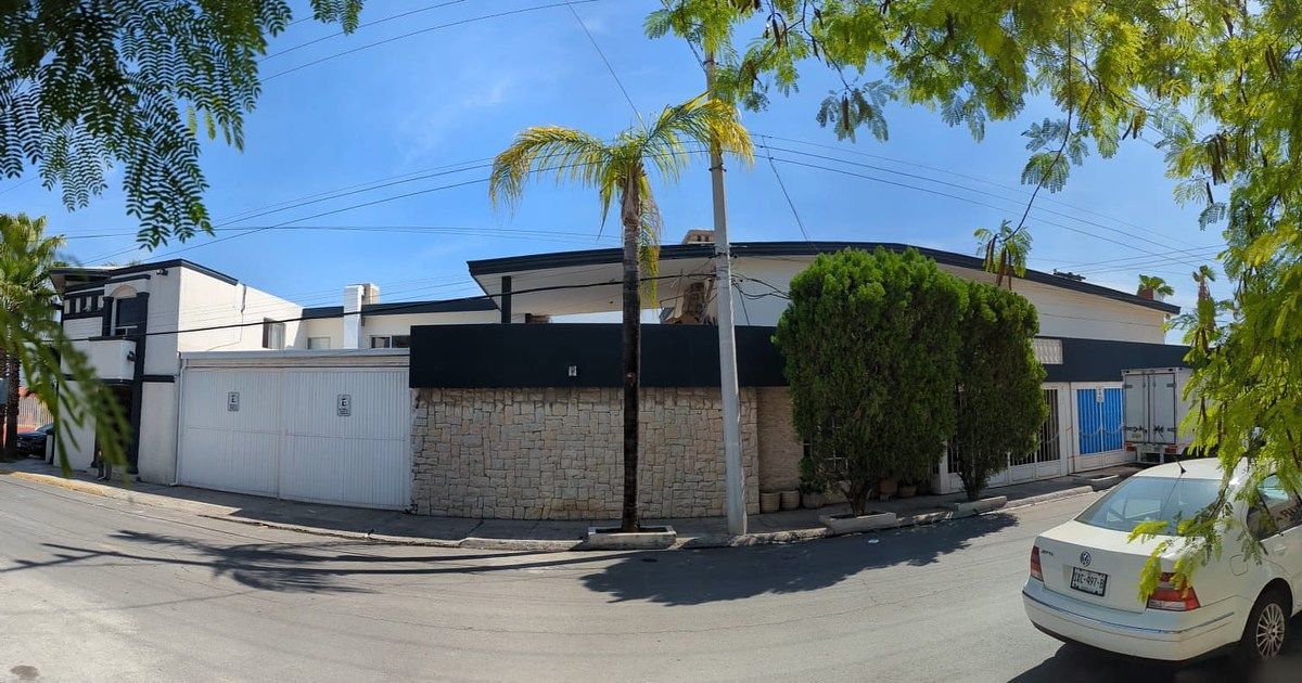 House in Los Cedros, Monterrey, photo 3 of 21
