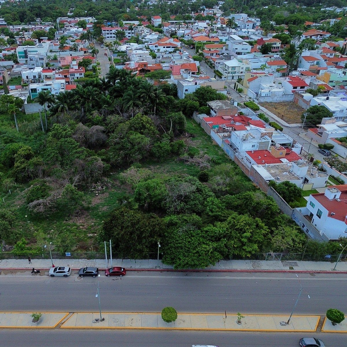 TERRENO EN BOULEVARD LAGUITOS (NTE. PTE) TUXTLA GUTIÉRREZ, foto 1 de 7