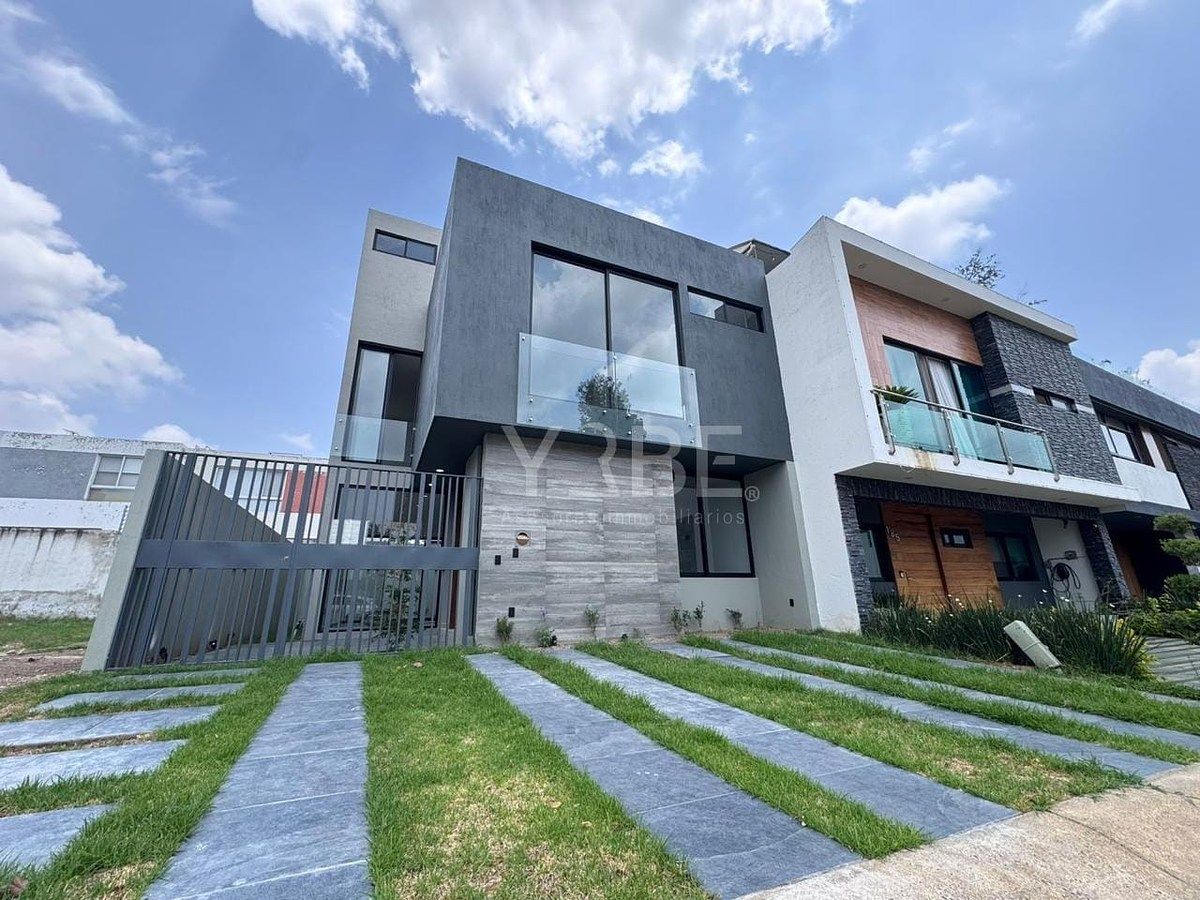 Casa a estrenar en venta Valle Imperial, foto 1 de 19