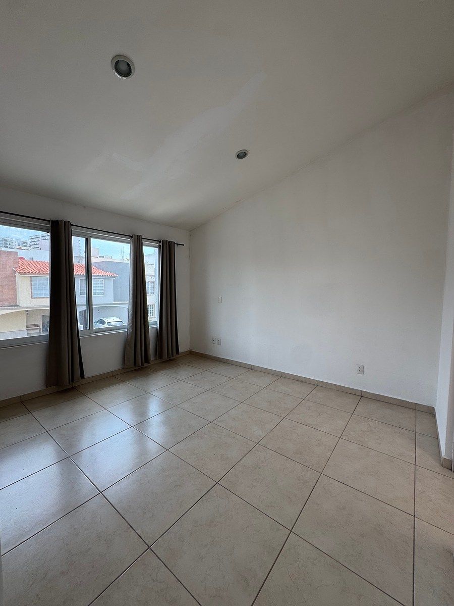 Casa em Residencial el Refugio, Querétaro, foto 12 de 18