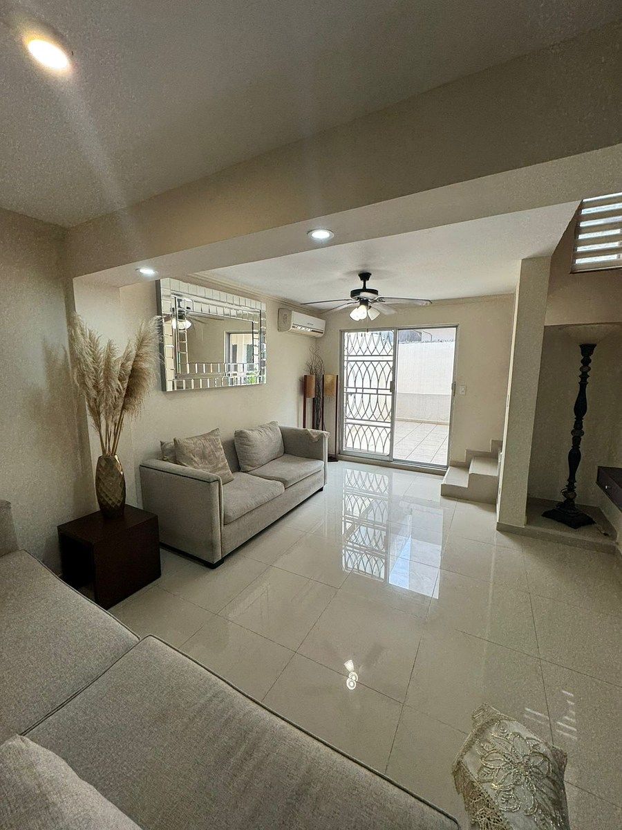 Casa em Villas de Anáhuac, San Nicolás de los Garza, foto 4 de 18