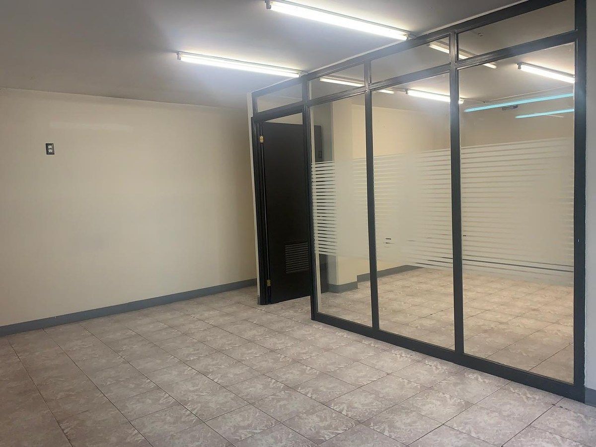 Área Común "Recepción" y Oficina Privada, photo 2 of 16