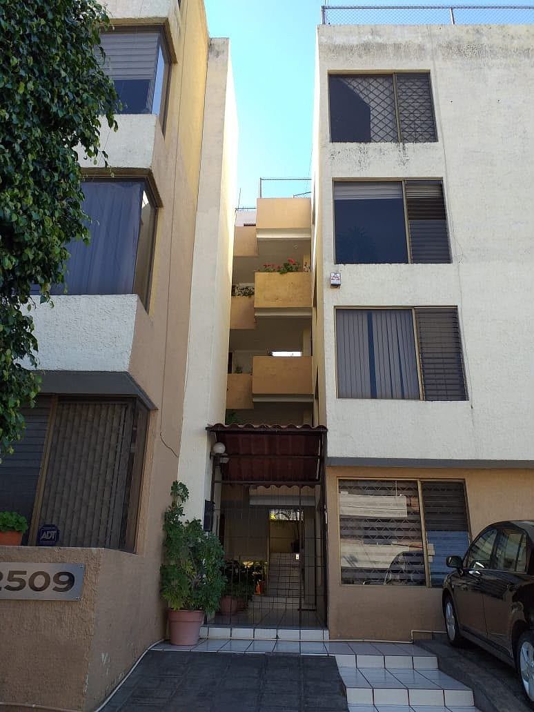 APARTAMENTO À VENDA, ZONA LOMAS DE GUEVARA, GUADALAJARA., foto 1 de 12