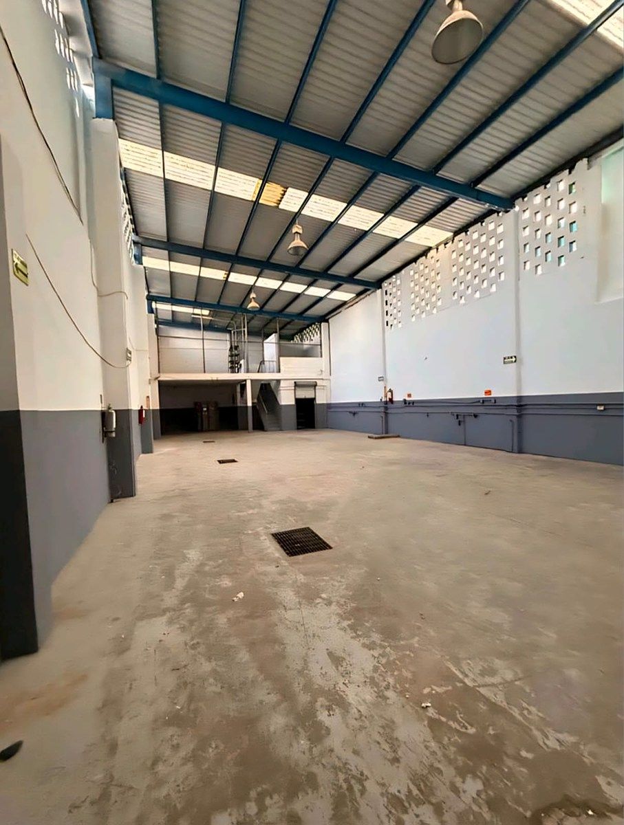 DEPÓSITO PARA ALUGUEL NO CENTRO DE MONTEREY, foto 1 de 13