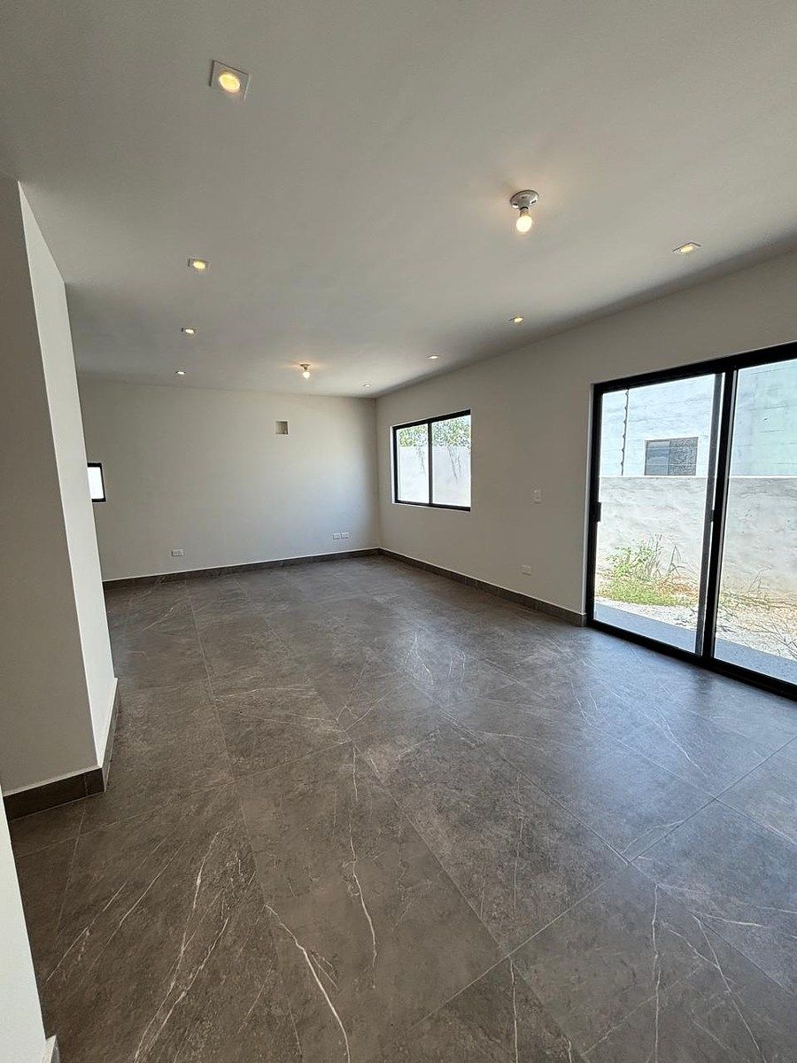 Casa en Porto Cumbres, García, foto 5 de 14