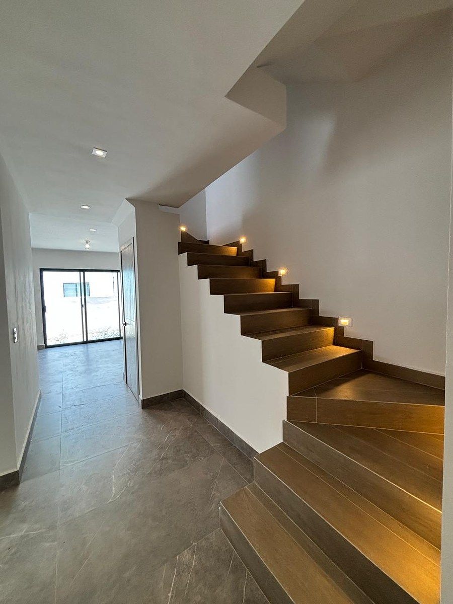 Casa en Porto Cumbres, García, foto 3 de 14