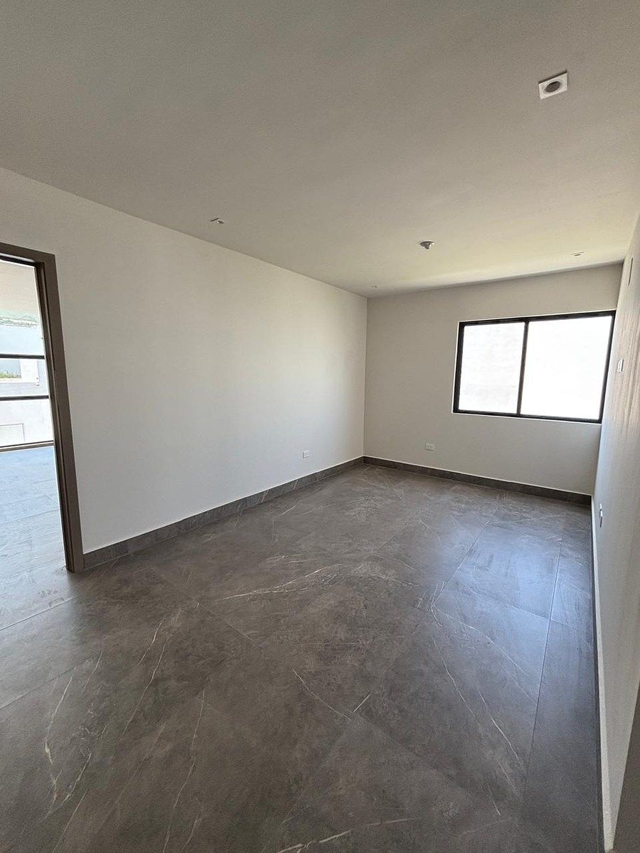 Casa en Porto Cumbres, García, foto 10 de 14