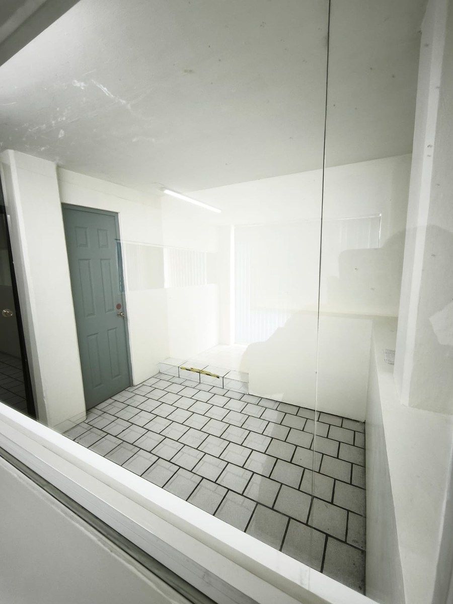 Cubículo Interior #2, photo 6 of 8