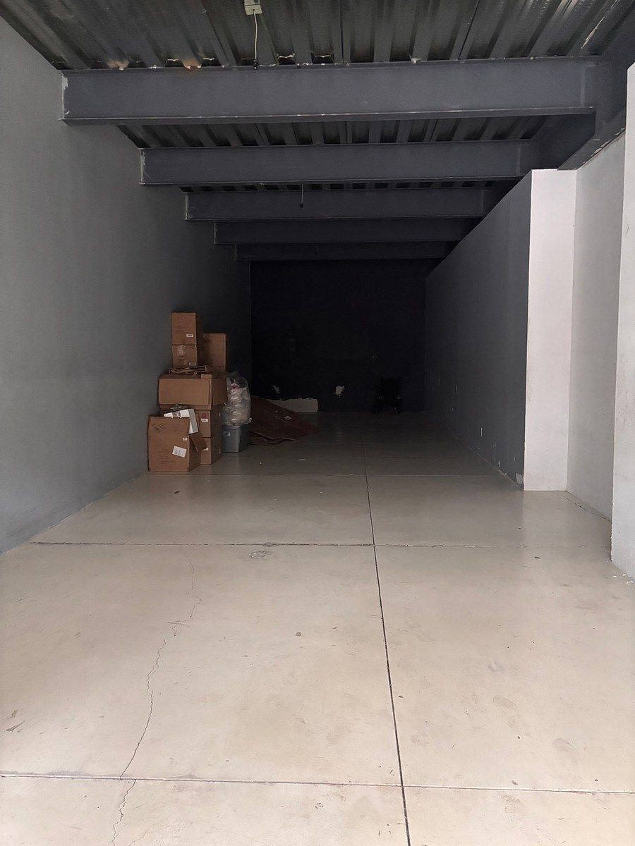 Local comercial para alugar ao nível da rua na avenida principal de Cuajimalpa, foto 1 de 3