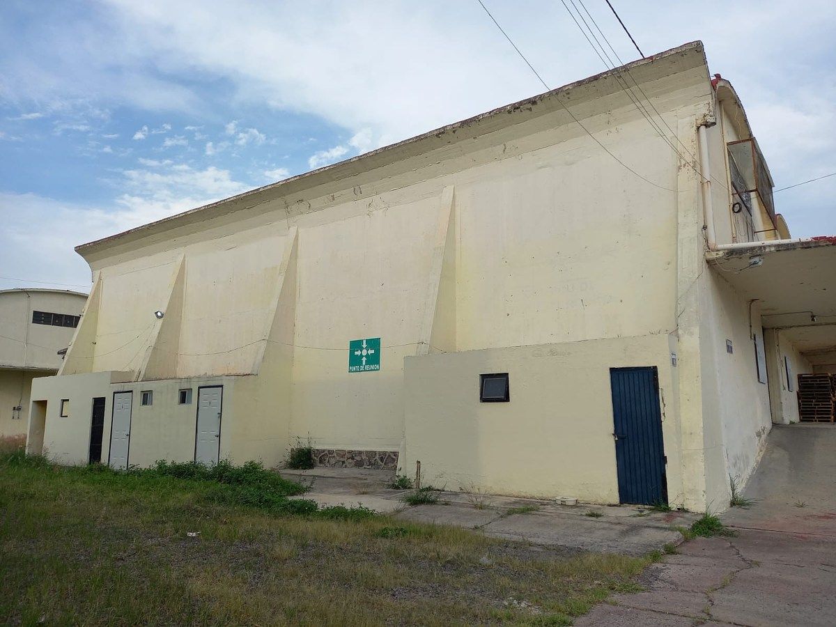 Galpão comercial em Ferrocarril, Guadalajara, foto 4 de 27
