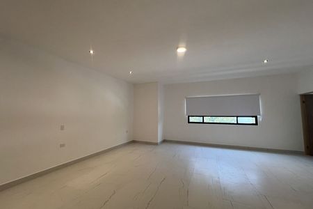 HOUSE FOR RENT IN LOMAS DEL VALLE