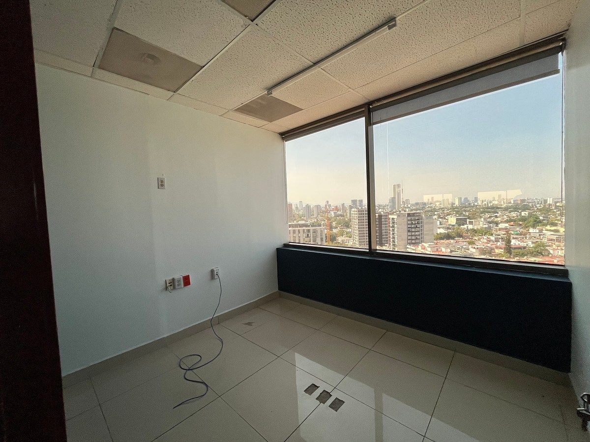 Sala Comercial em Lafayette, Guadalajara, foto 7 de 9