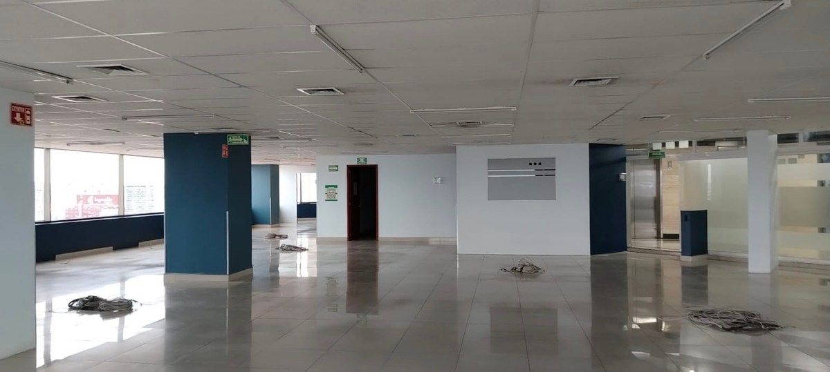 Sala Comercial em Lafayette, Guadalajara, foto 3 de 9