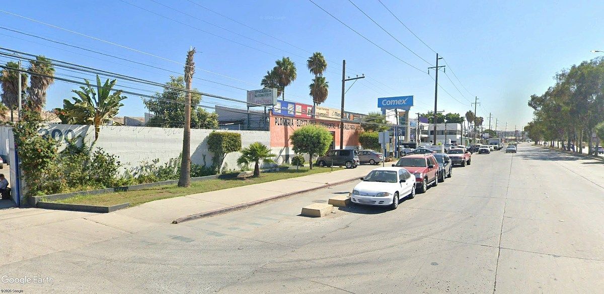 TERRENO EN VENTA EN BLVD. FEDERICO BENITEZ LOPEZ TIJUANA - foto 4