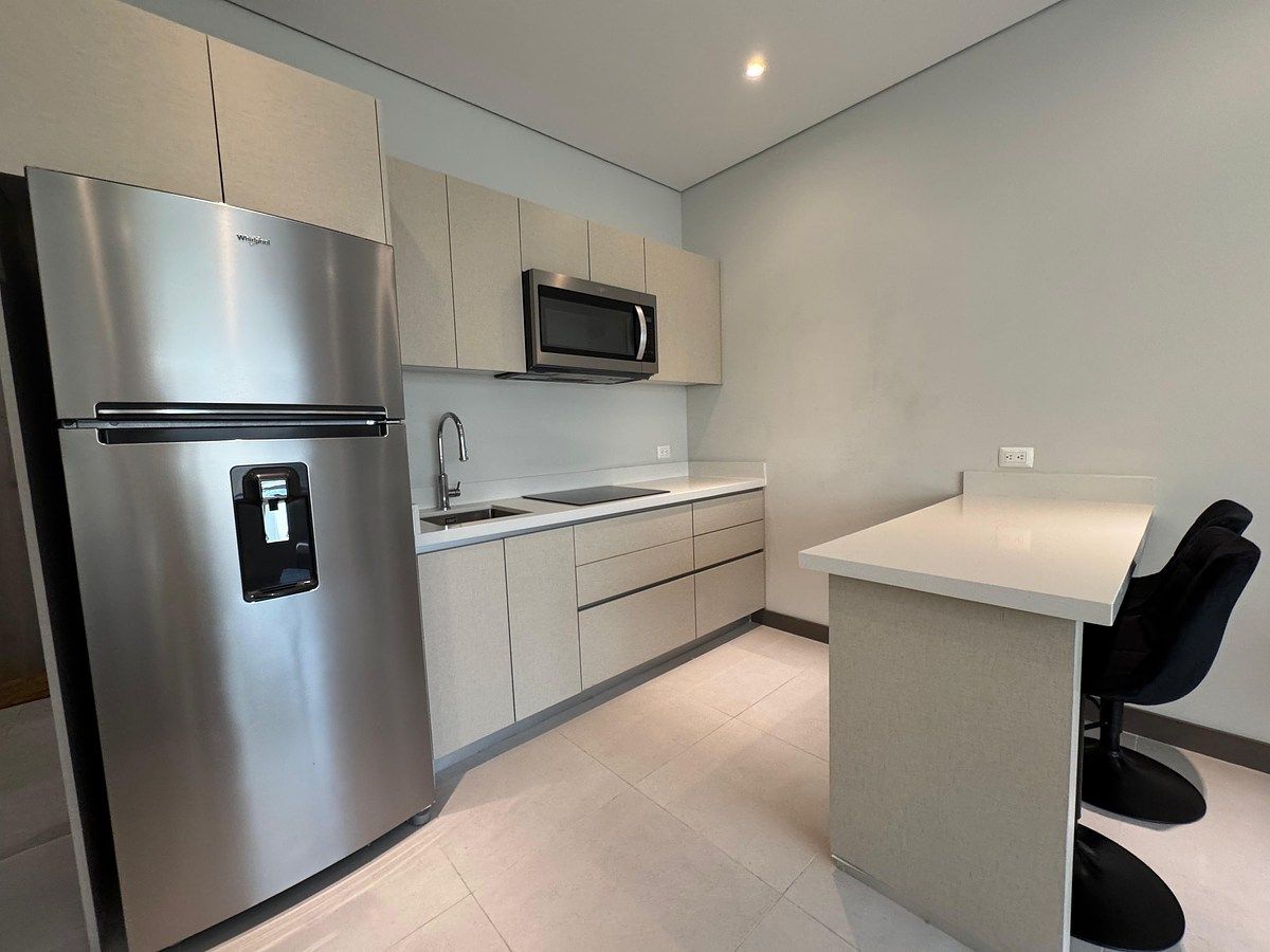 APARTAMENTO MOBILIADO PARA ALUGUEL TORRE CAPELLANIA SAN PEDRO, foto 1 de 18