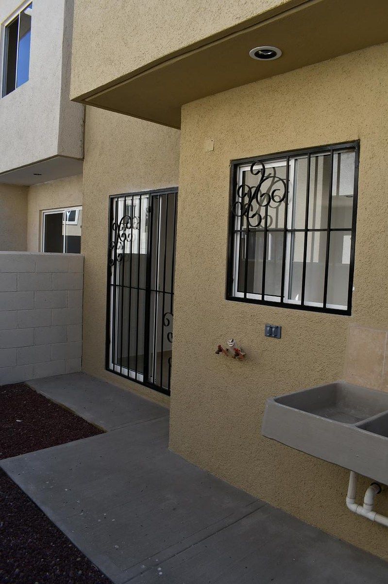 Patio trasero, photo 8 of 18