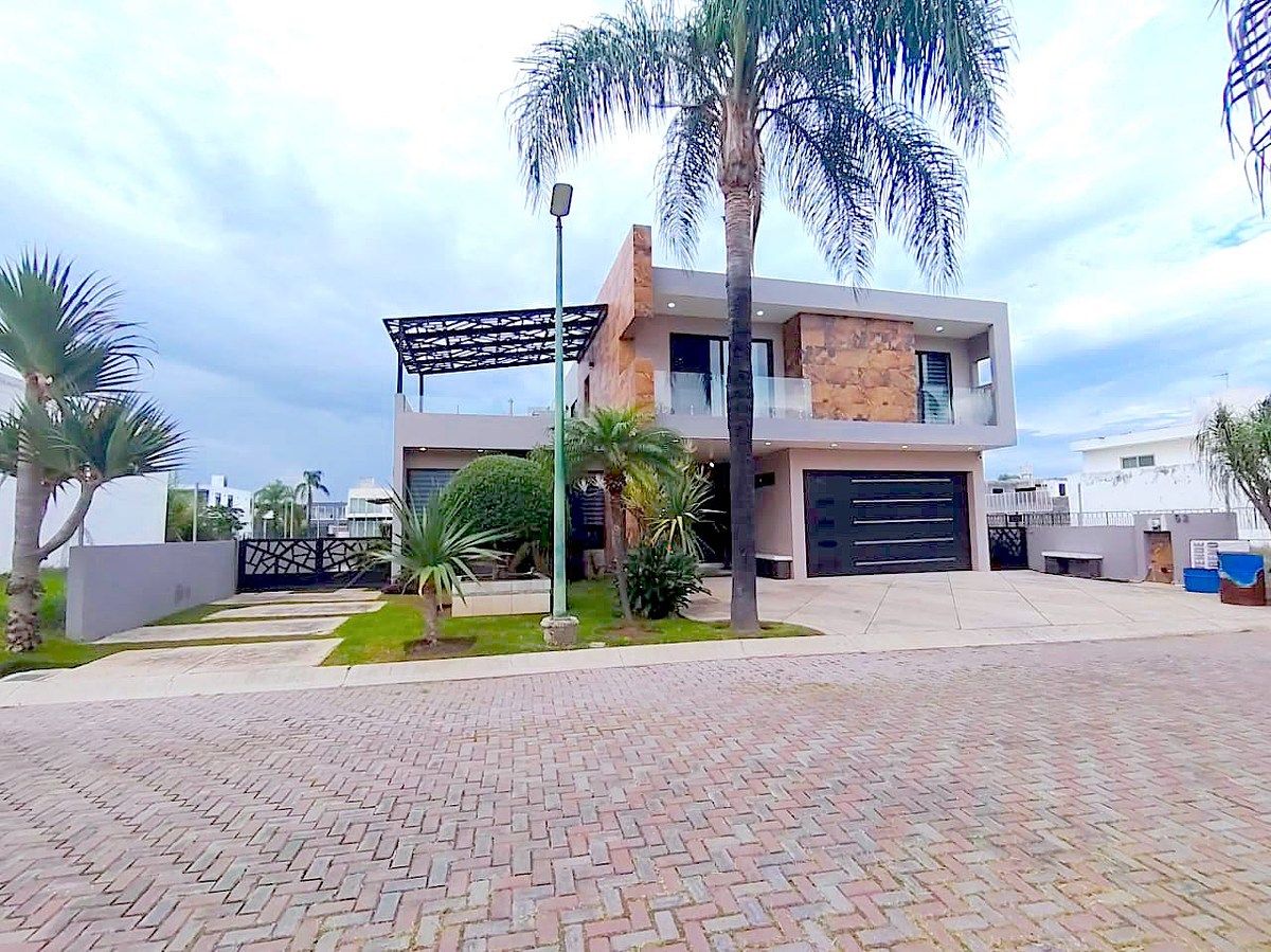 Casa en condominio en Tres Reyes, Tlajomulco de Zúñiga, foto 2 de 38