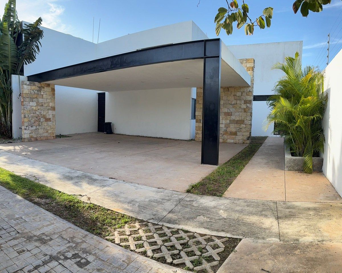 CASA À VENDA NO NORTE DA CIDADE, PRIVADA NOVARA, foto 1 de 15