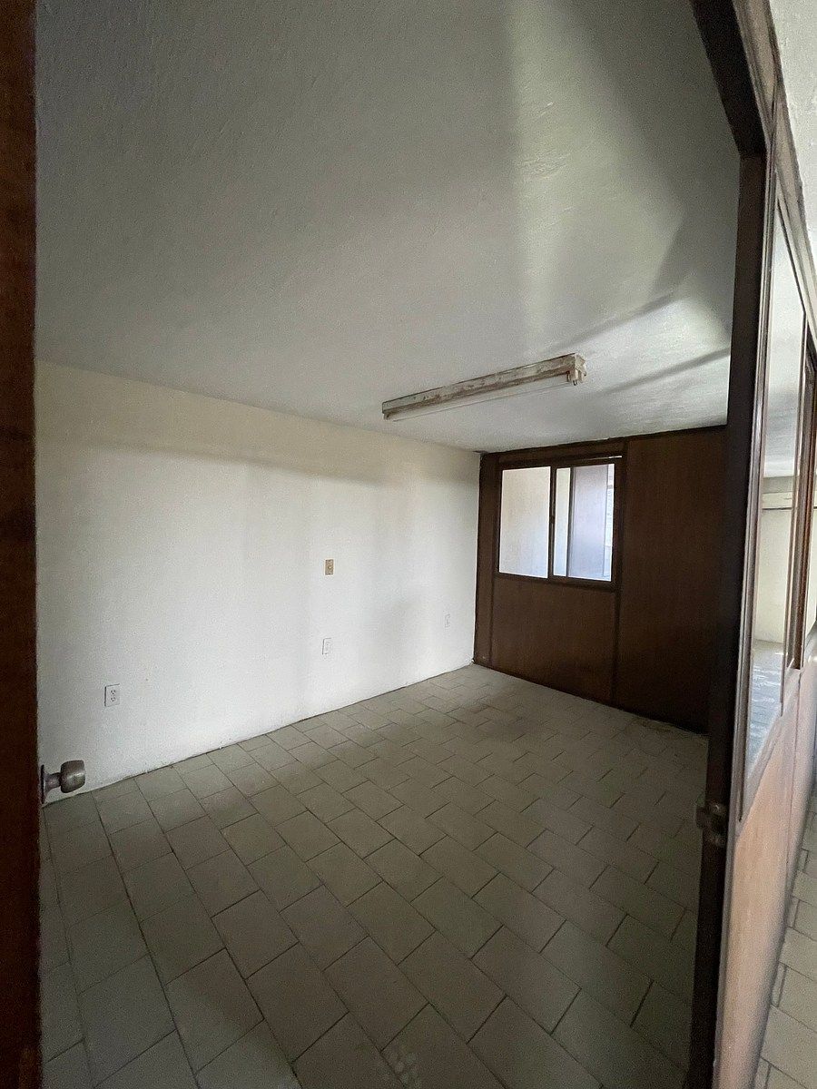 Commercial Storage Unit in Santa María, Guadalajara, photo 9 of 17