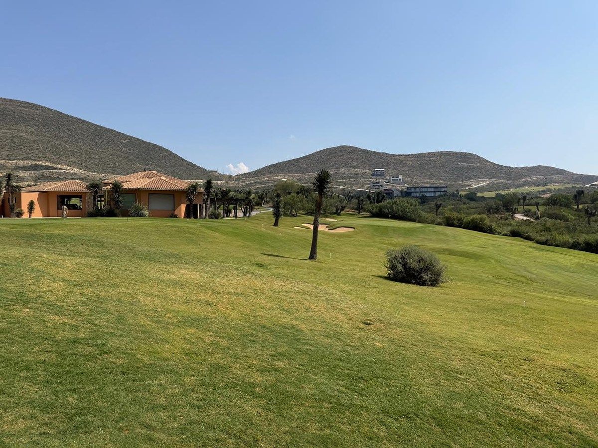 Terreno en Terralta Residencial Country Club, García, foto 5 de 12