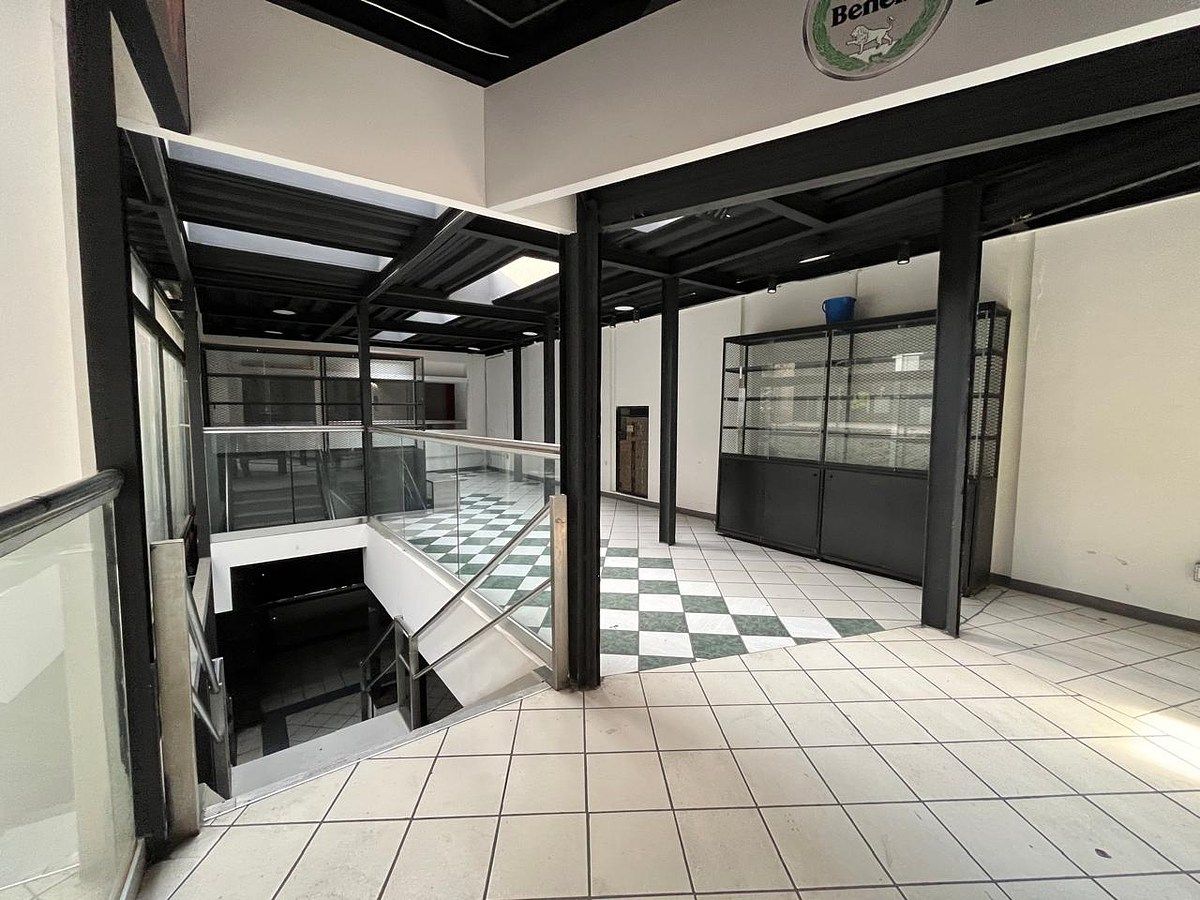 COMMERCIAL SPACE FOR RENT 889M2, 2 FULL FLOORS ON CORNER, photo 1 of 13