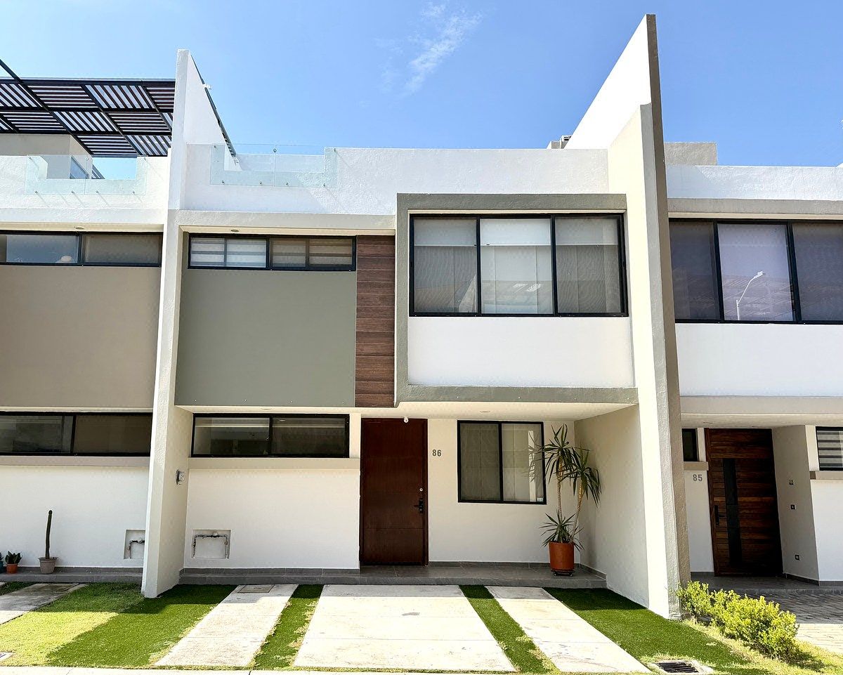 Casa à Venda no Alberi Residencial | Ao lado da Prepa Tec Santa Anita, foto 1 de 26