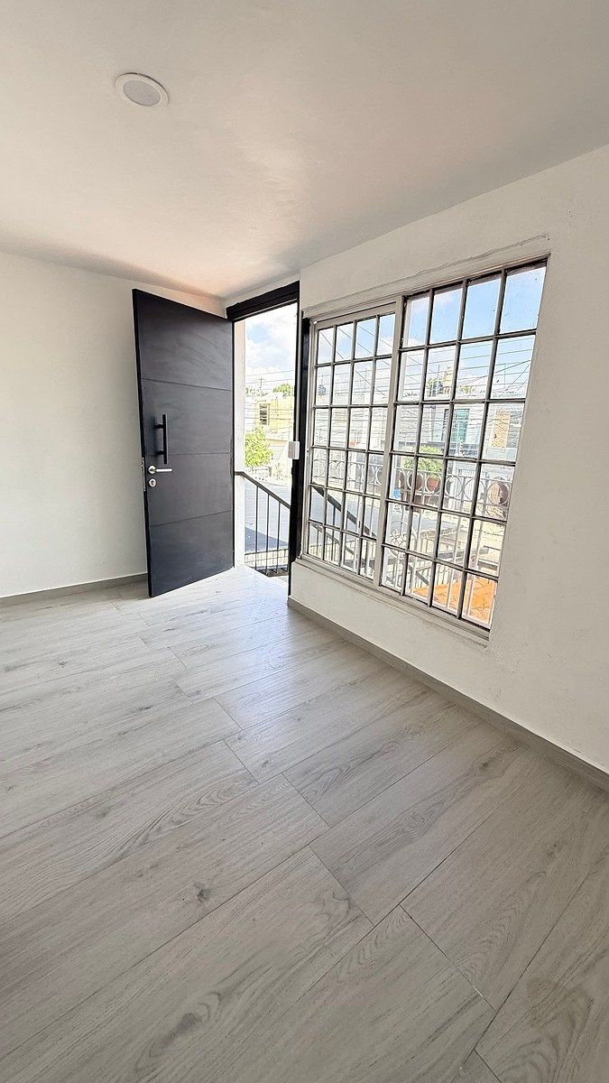 Apartment in Jardines Del Sol, Zapopan, photo 12 of 14
