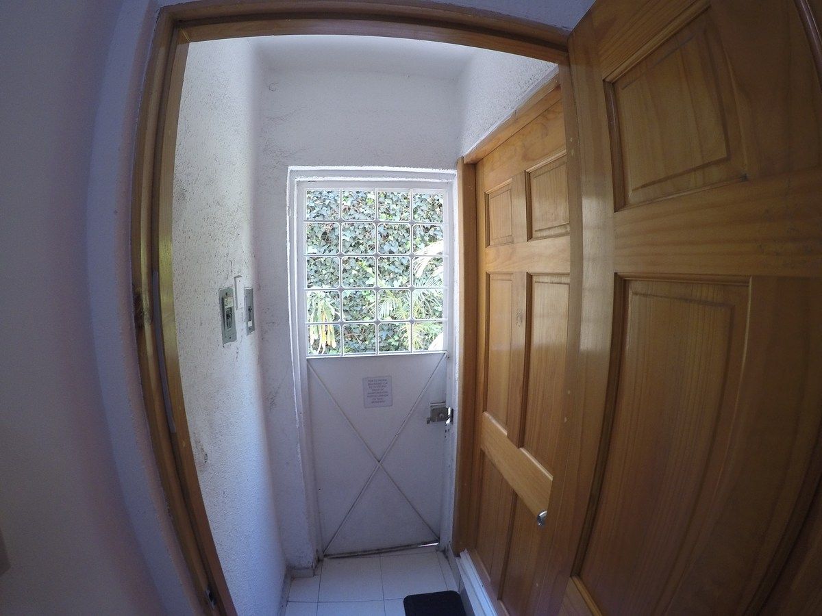 entrada depto, foto 3 de 10