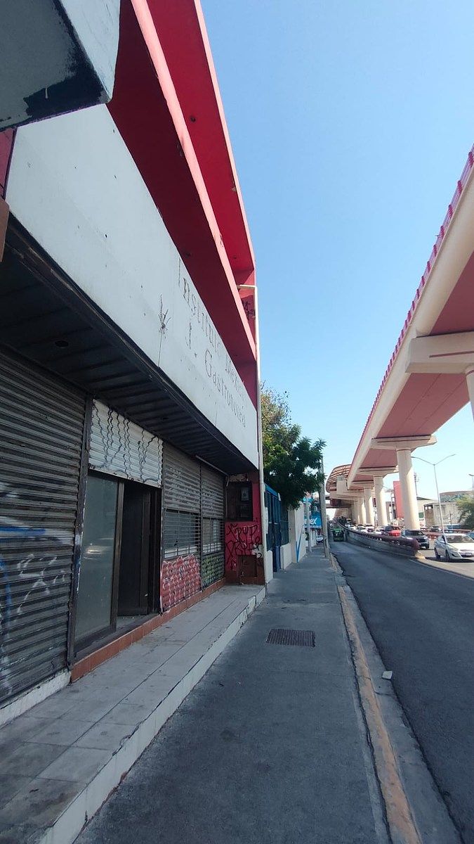 Building in Terminal, Monterrey, photo 7 of 9