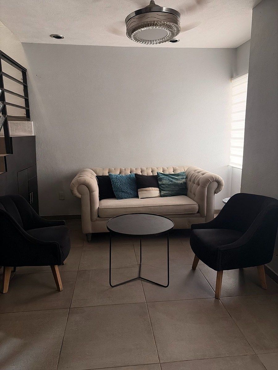 Casa en Parques del Bosque, Tlaquepaque, foto 2 de 18