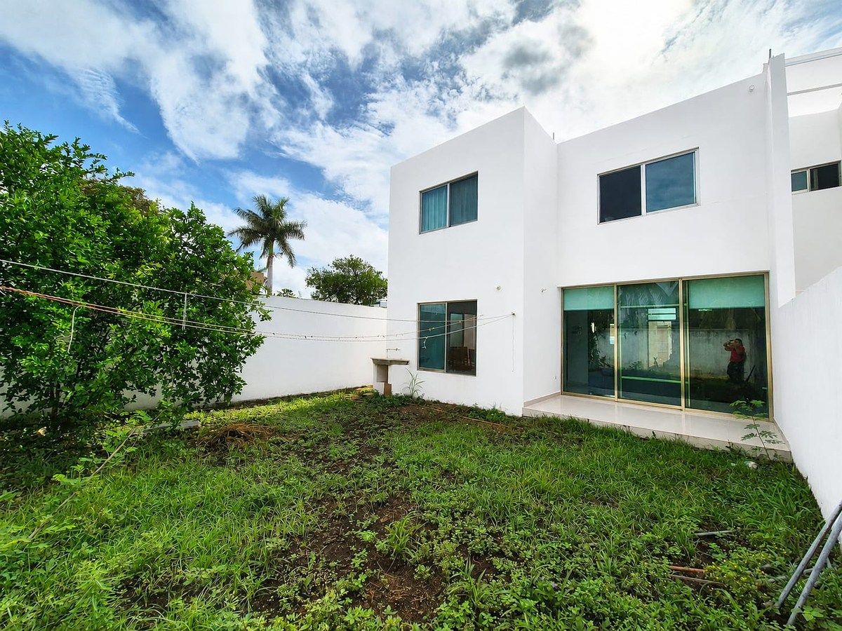 Casa en Leandro Valle, Mérida, foto 4 de 13