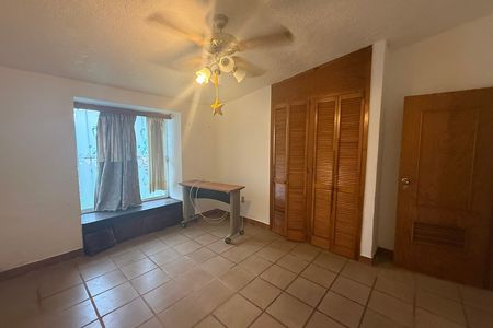 Sale of house to remodel in Lomas de Cocoyoc