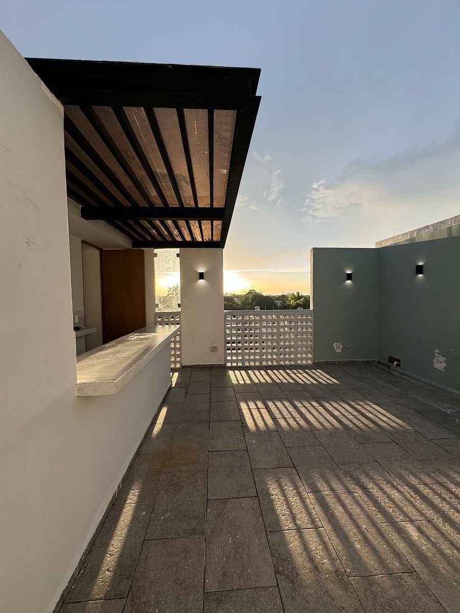EN VENTA CASA TIPO TOWNHOUSE EN ZONA NORTE MÉRIDA I PRIVADA CELESTA CHOLUL - foto 2