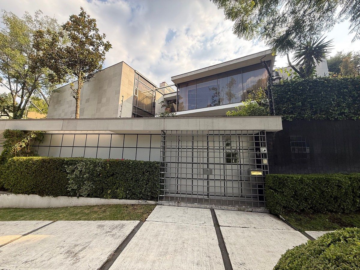 Casa à venda em Lomas de Chapultepec em uma esquina espetacular com Virreyes, foto 1 de 45