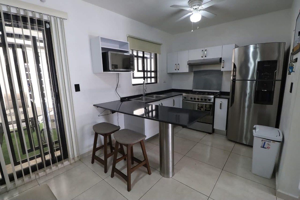 Casa em condomínio fechado em Acanto Residencial, Apodaca, foto 3 de 12